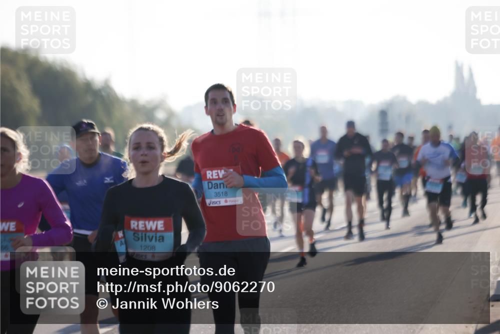 03.10.2025 - Köhlbrandbrückenlauf Jannik Wohlers http://msf.ph/oto/9062270 03.10.2025 09:15:32 Position 3 66, 1208, 3518 meine-sportfotos.de