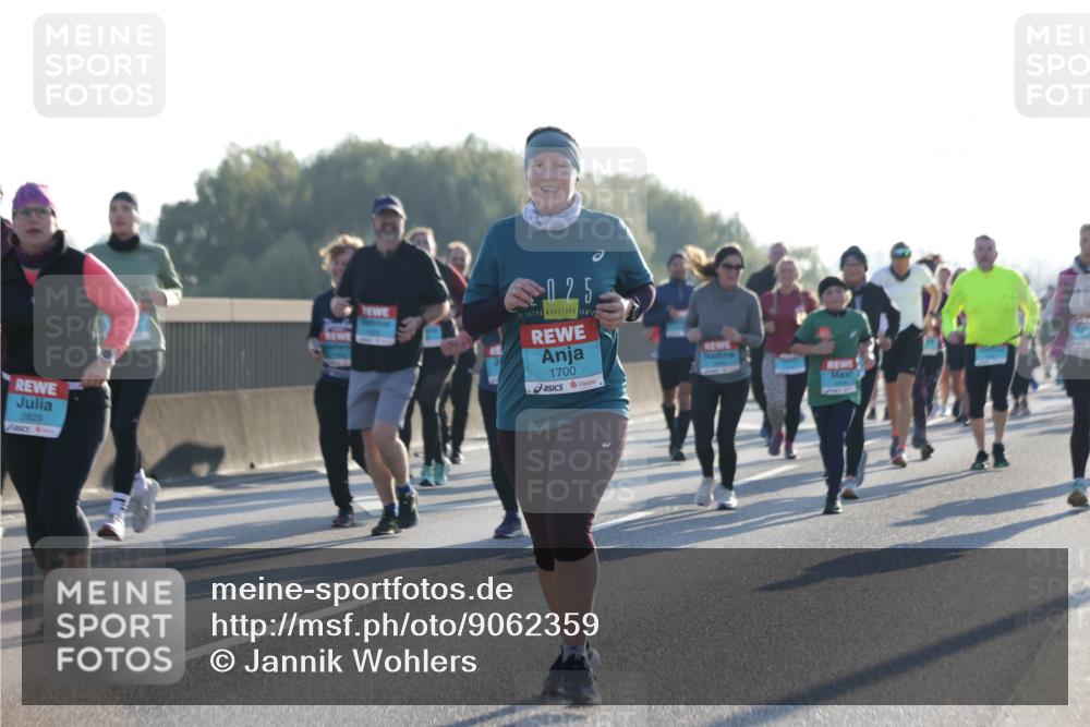 03.10.2025 - Köhlbrandbrückenlauf Jannik Wohlers http://msf.ph/oto/9062359 03.10.2025 09:23:35 Position 3 2829, 025, 1700 meine-sportfotos.de