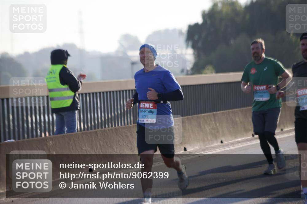 03.10.2025 - Köhlbrandbrückenlauf Jannik Wohlers http://msf.ph/oto/9062399 03.10.2025 09:15:36 Position 3 2798, 1105 meine-sportfotos.de