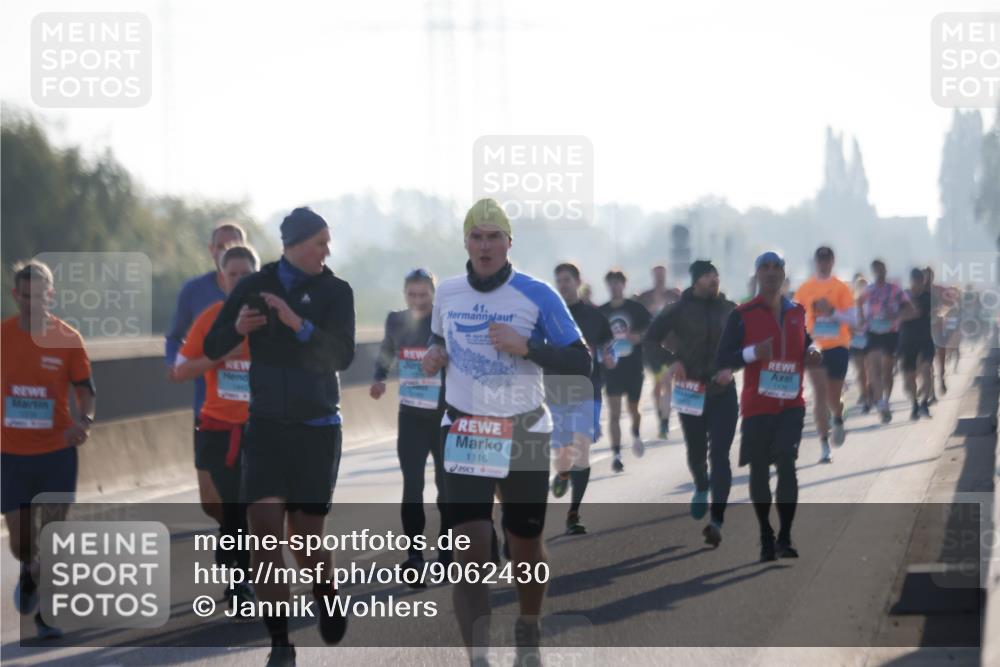 03.10.2025 - Köhlbrandbrückenlauf Jannik Wohlers http://msf.ph/oto/9062430 03.10.2025 09:15:38 Position 3 41, 1116 meine-sportfotos.de