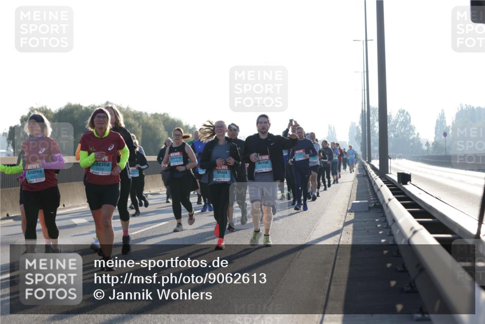 03.10.2025 - Köhlbrandbrückenlauf Jannik Wohlers http://msf.ph/oto/9062613 03.10.2025 09:23:44 Position 3 2143, 2174, 1130, 1254 meine-sportfotos.de