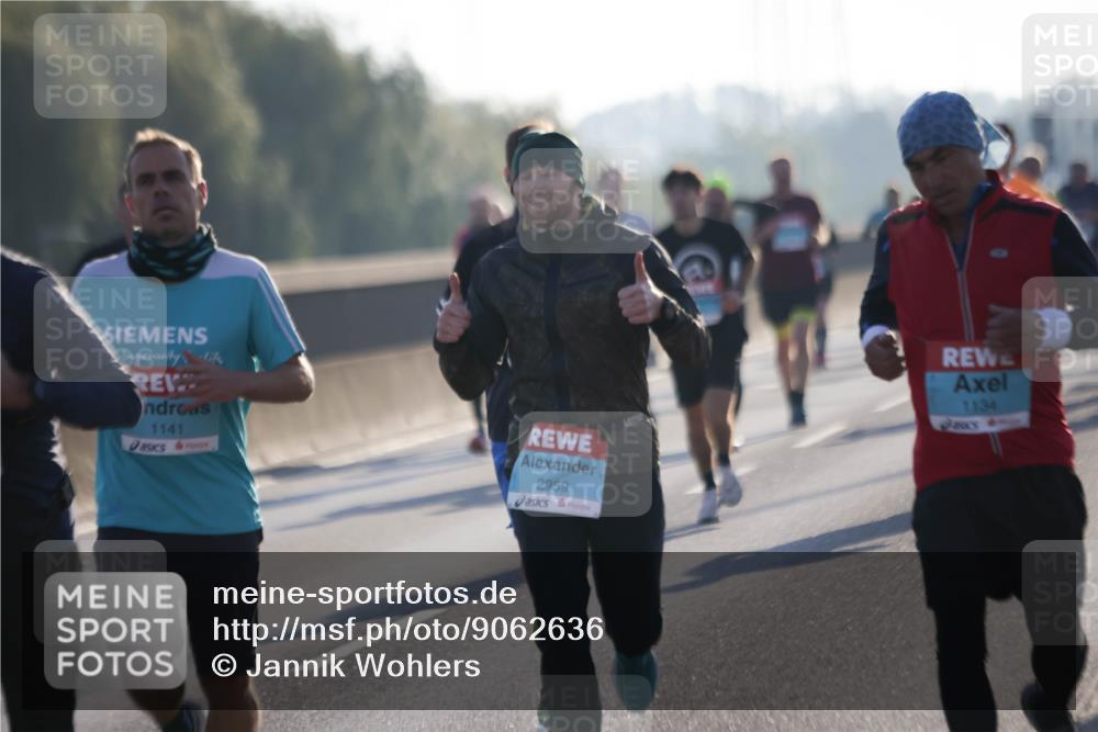 03.10.2025 - Köhlbrandbrückenlauf Jannik Wohlers http://msf.ph/oto/9062636 03.10.2025 09:15:43 Position 3 1141, 2959, 1134 meine-sportfotos.de