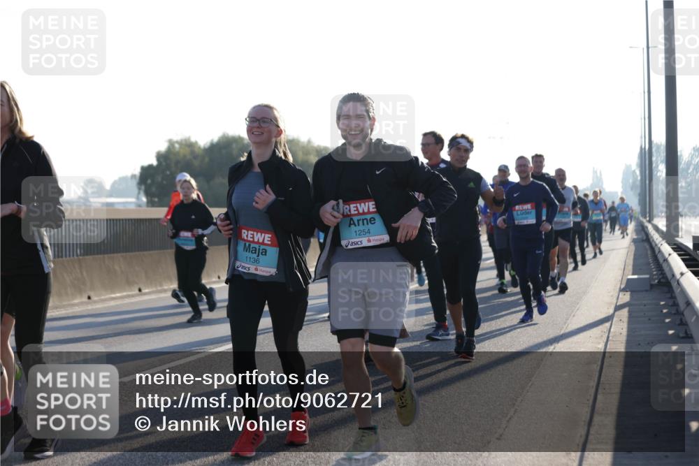 03.10.2025 - Köhlbrandbrückenlauf Jannik Wohlers http://msf.ph/oto/9062721 03.10.2025 09:23:46 Position 3 1136, 1254 meine-sportfotos.de