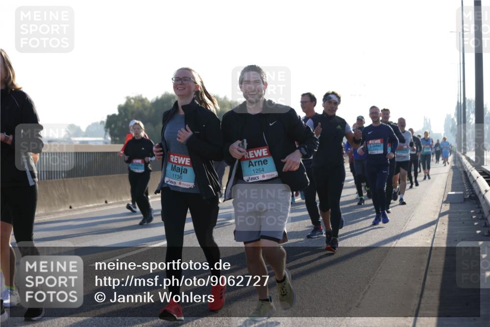 03.10.2025 - Köhlbrandbrückenlauf Jannik Wohlers http://msf.ph/oto/9062727 03.10.2025 09:23:46 Position 3 1136, 1254 meine-sportfotos.de