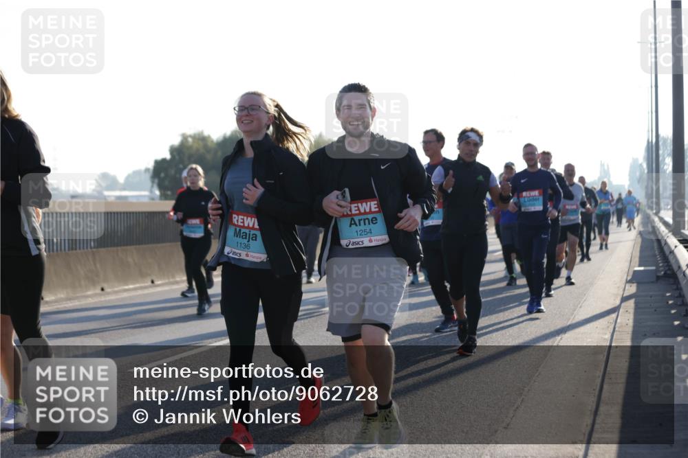 03.10.2025 - Köhlbrandbrückenlauf Jannik Wohlers http://msf.ph/oto/9062728 03.10.2025 09:23:46 Position 3 1136, 1254 meine-sportfotos.de