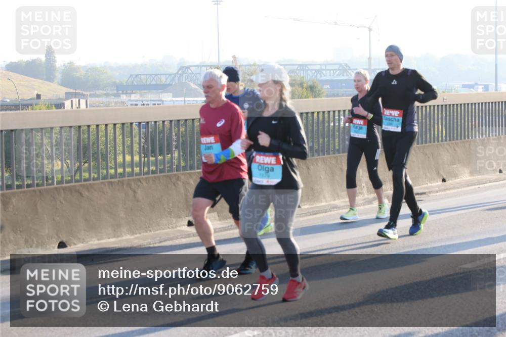 03.10.2025 - Köhlbrandbrückenlauf Lena Gebhardt http://msf.ph/oto/9062759 03.10.2025 09:20:26 Position 1 1179 meine-sportfotos.de