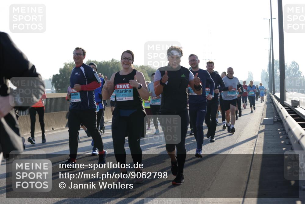 03.10.2025 - Köhlbrandbrückenlauf Jannik Wohlers http://msf.ph/oto/9062798 03.10.2025 09:23:47 Position 3 3149, 1728 meine-sportfotos.de