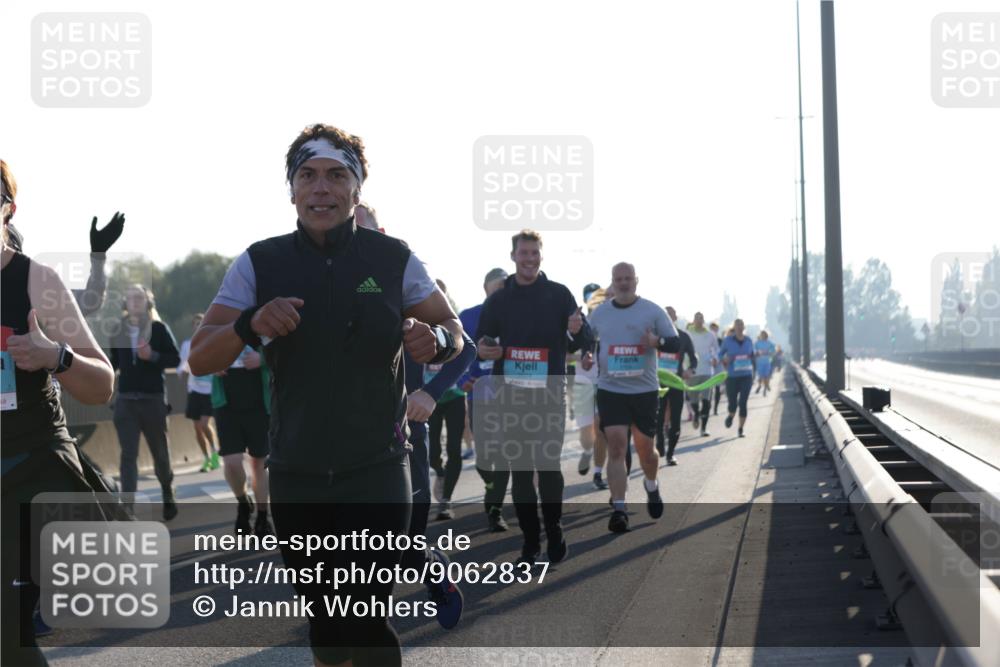 03.10.2025 - Köhlbrandbrückenlauf Jannik Wohlers http://msf.ph/oto/9062837 03.10.2025 09:23:49 Position 3  meine-sportfotos.de