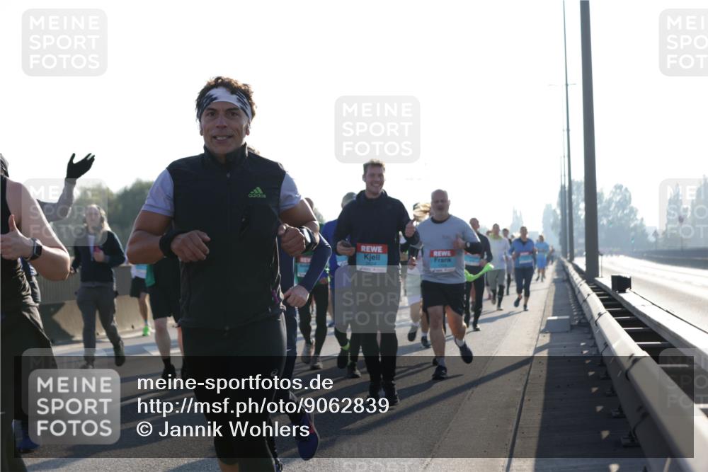 03.10.2025 - Köhlbrandbrückenlauf Jannik Wohlers http://msf.ph/oto/9062839 03.10.2025 09:23:49 Position 3  meine-sportfotos.de