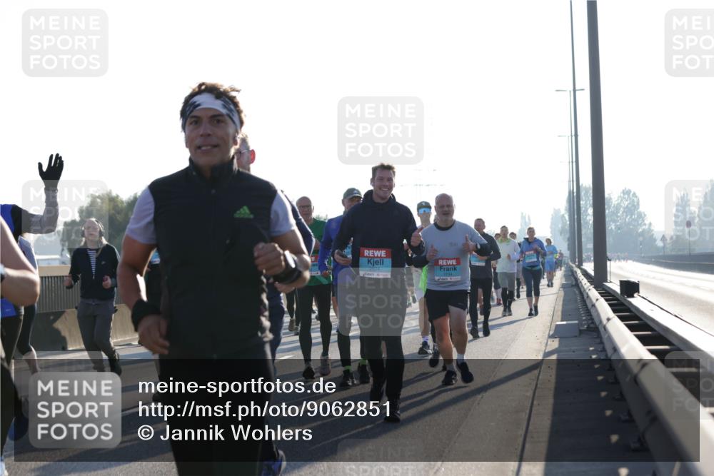 03.10.2025 - Köhlbrandbrückenlauf Jannik Wohlers http://msf.ph/oto/9062851 03.10.2025 09:23:49 Position 3 2624 meine-sportfotos.de