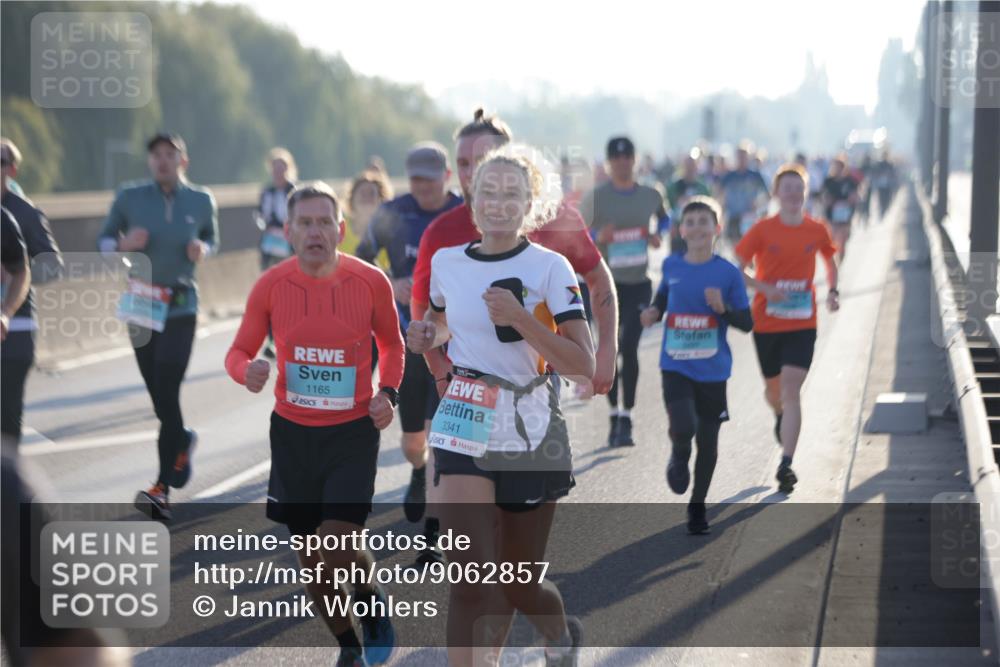 03.10.2025 - Köhlbrandbrückenlauf Jannik Wohlers http://msf.ph/oto/9062857 03.10.2025 09:15:56 Position 3 1165, 3341 meine-sportfotos.de