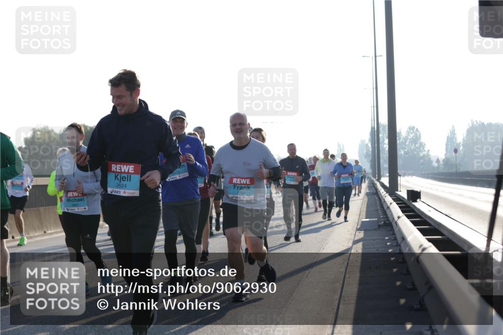 03.10.2025 - Köhlbrandbrückenlauf Jannik Wohlers http://msf.ph/oto/9062930 03.10.2025 09:23:50 Position 3 3661, 2624, 2633, 1704, 10 meine-sportfotos.de