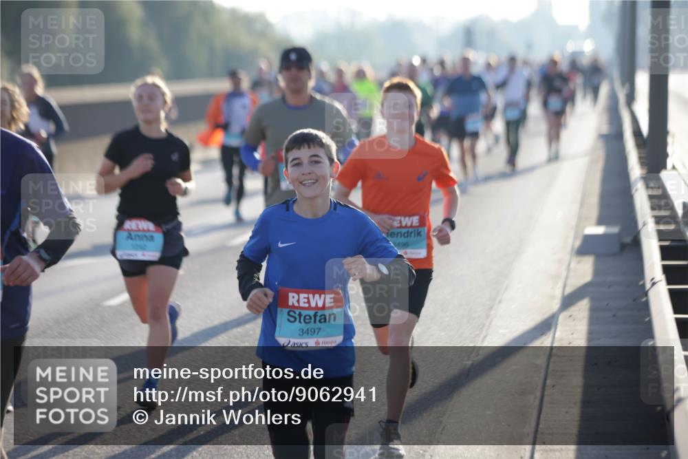 03.10.2025 - Köhlbrandbrückenlauf Jannik Wohlers http://msf.ph/oto/9062941 03.10.2025 09:15:58 Position 3 3497, 496 meine-sportfotos.de