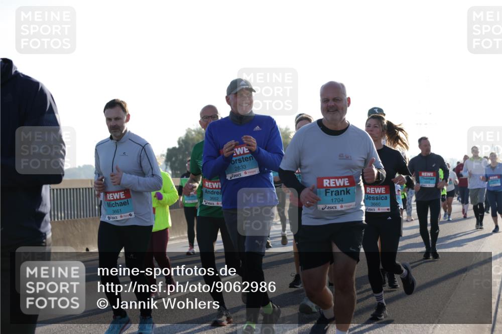 03.10.2025 - Köhlbrandbrückenlauf Jannik Wohlers http://msf.ph/oto/9062986 03.10.2025 09:23:51 Position 3 3662, 2633, 3661, 1704, 3660 meine-sportfotos.de