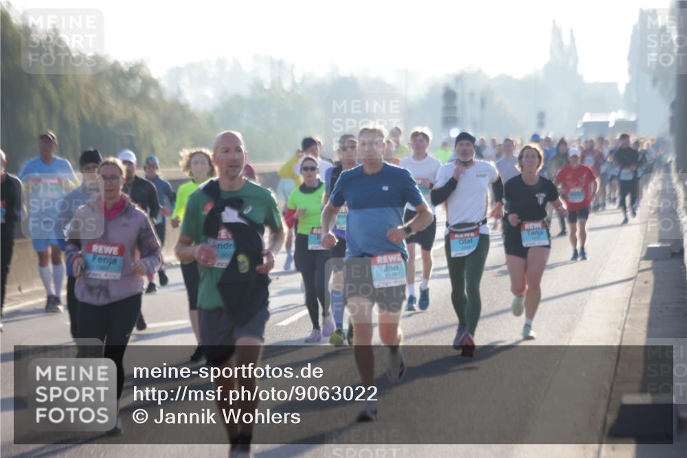 03.10.2025 - Köhlbrandbrückenlauf Jannik Wohlers http://msf.ph/oto/9063022 03.10.2025 09:16:01 Position 3 307, 1357 meine-sportfotos.de