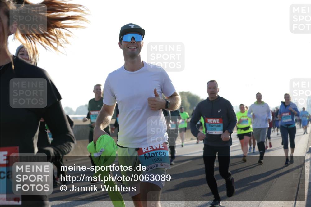 03.10.2025 - Köhlbrandbrückenlauf Jannik Wohlers http://msf.ph/oto/9063089 03.10.2025 09:23:54 Position 3 1938, 2308 meine-sportfotos.de