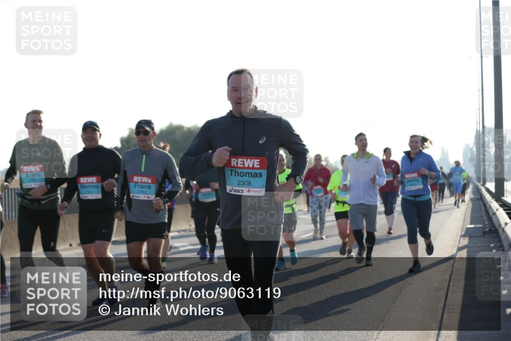 03.10.2025 - Köhlbrandbrückenlauf Jannik Wohlers http://msf.ph/oto/9063119 03.10.2025 09:23:54 Position 3 2783, 2308 meine-sportfotos.de