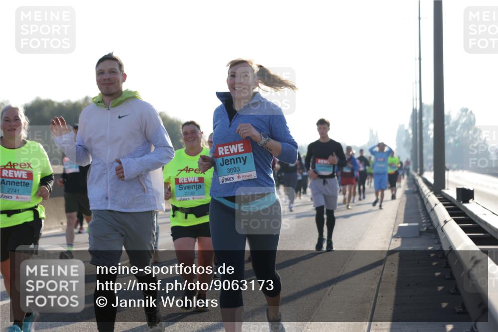 03.10.2025 - Köhlbrandbrückenlauf Jannik Wohlers http://msf.ph/oto/9063173 03.10.2025 09:23:57 Position 3 2741, 2738, 3693 meine-sportfotos.de