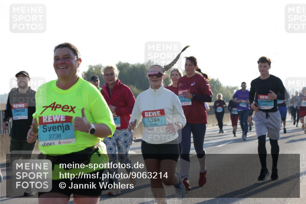 03.10.2025 - Köhlbrandbrückenlauf Jannik Wohlers http://msf.ph/oto/9063214 03.10.2025 09:23:59 Position 3 2345, 2738, 2340, 3019, 3291 meine-sportfotos.de