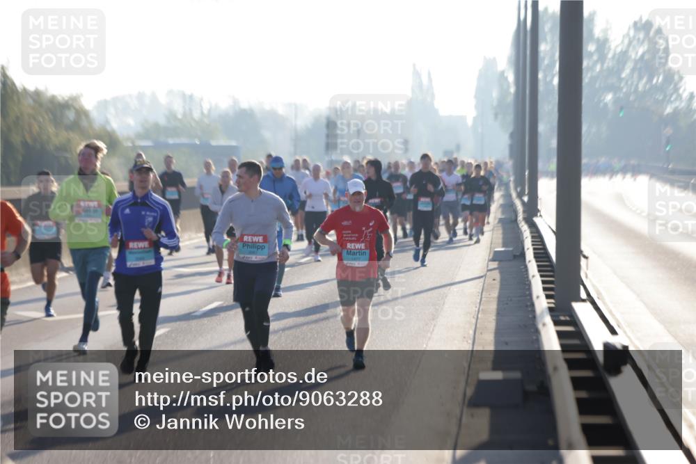 03.10.2025 - Köhlbrandbrückenlauf Jannik Wohlers http://msf.ph/oto/9063288 03.10.2025 09:16:09 Position 3 1477 meine-sportfotos.de