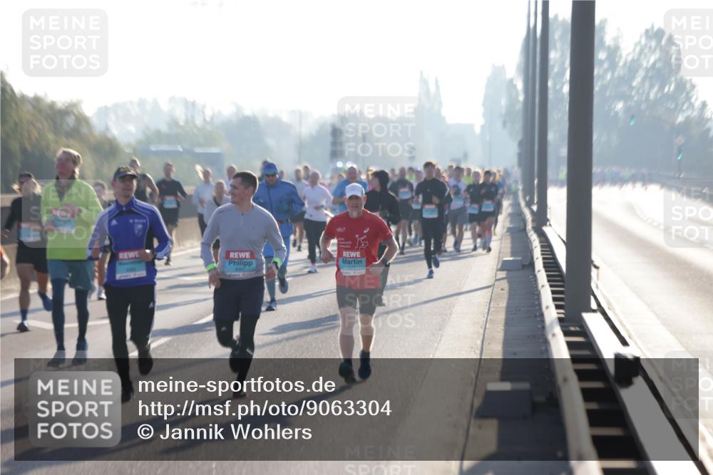 03.10.2025 - Köhlbrandbrückenlauf Jannik Wohlers http://msf.ph/oto/9063304 03.10.2025 09:16:10 Position 3 1477 meine-sportfotos.de