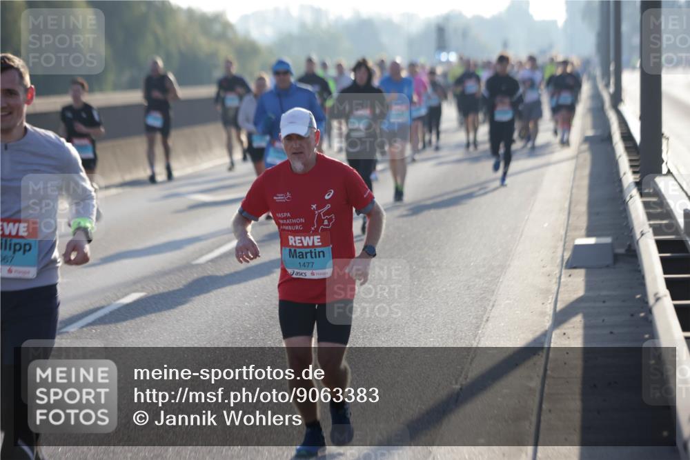03.10.2025 - Köhlbrandbrückenlauf Jannik Wohlers http://msf.ph/oto/9063383 03.10.2025 09:16:14 Position 3 67, 1477 meine-sportfotos.de