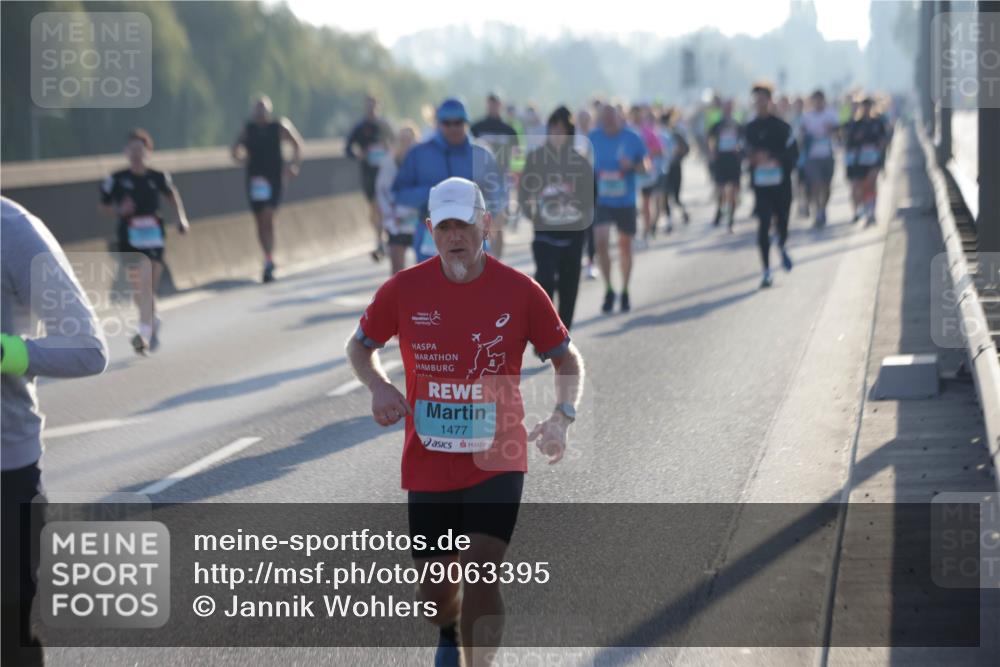 03.10.2025 - Köhlbrandbrückenlauf Jannik Wohlers http://msf.ph/oto/9063395 03.10.2025 09:16:14 Position 3 1477 meine-sportfotos.de