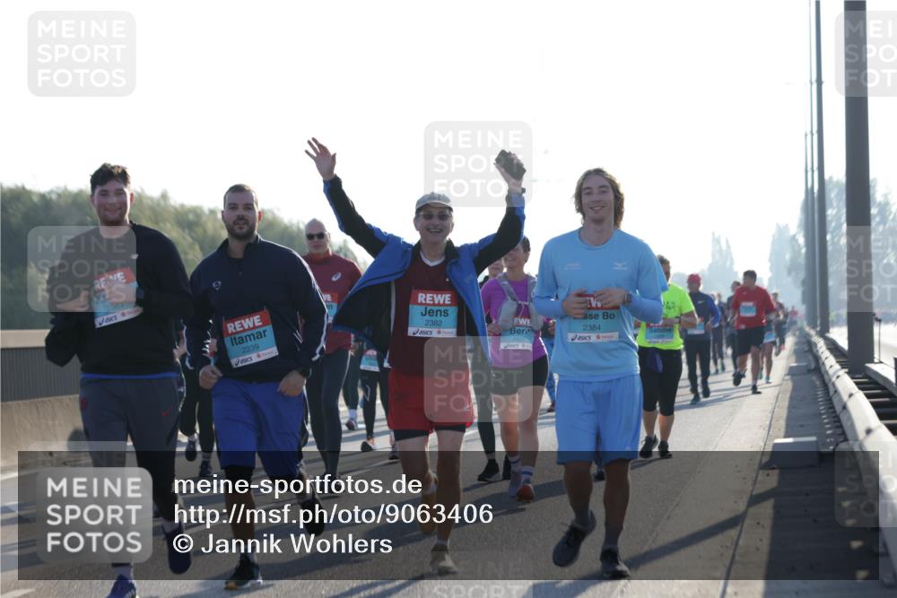 03.10.2025 - Köhlbrandbrückenlauf Jannik Wohlers http://msf.ph/oto/9063406 03.10.2025 09:24:06 Position 3 2383, 2239, 2382, 2637, 2384 meine-sportfotos.de