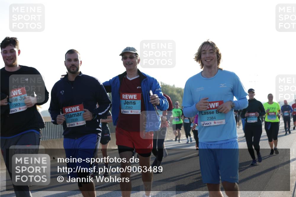 03.10.2025 - Köhlbrandbrückenlauf Jannik Wohlers http://msf.ph/oto/9063489 03.10.2025 09:24:08 Position 3 2383, 2382, 2239, 01, 10, 2013, 2384 meine-sportfotos.de