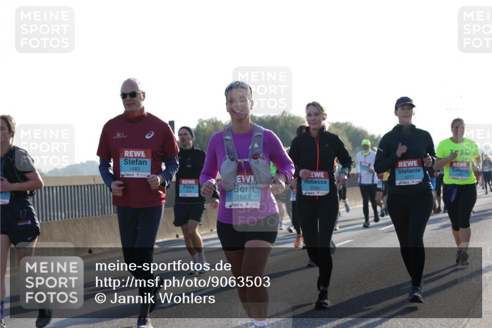 03.10.2025 - Köhlbrandbrückenlauf Jannik Wohlers http://msf.ph/oto/9063503 03.10.2025 09:24:10 Position 3 1483, 2637, 2284, 2271, 1800 meine-sportfotos.de