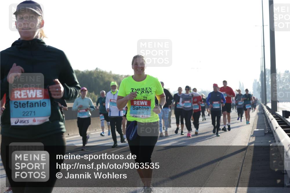03.10.2025 - Köhlbrandbrückenlauf Jannik Wohlers http://msf.ph/oto/9063535 03.10.2025 09:24:12 Position 3 2271, 1800 meine-sportfotos.de