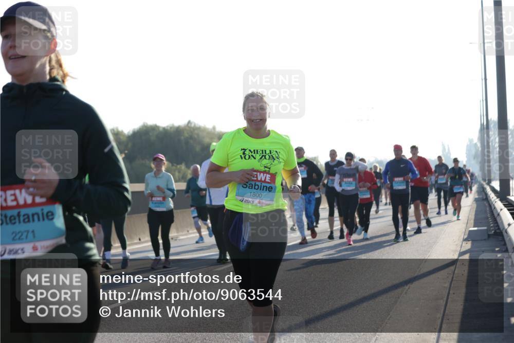 03.10.2025 - Köhlbrandbrückenlauf Jannik Wohlers http://msf.ph/oto/9063544 03.10.2025 09:24:12 Position 3 2271, 1800 meine-sportfotos.de
