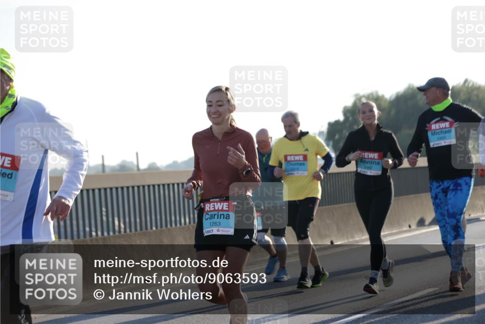 03.10.2025 - Köhlbrandbrückenlauf Jannik Wohlers http://msf.ph/oto/9063593 03.10.2025 09:24:16 Position 3 1263, 2462, 2463 meine-sportfotos.de