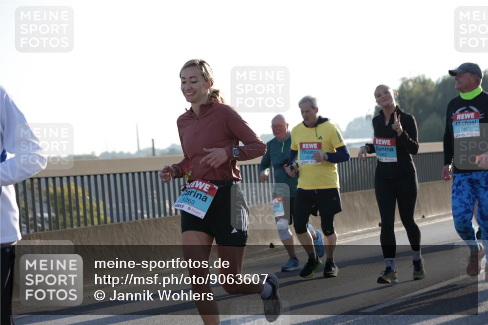 03.10.2025 - Köhlbrandbrückenlauf Jannik Wohlers http://msf.ph/oto/9063607 03.10.2025 09:24:17 Position 3 1263, 2518, 2462, 2463 meine-sportfotos.de