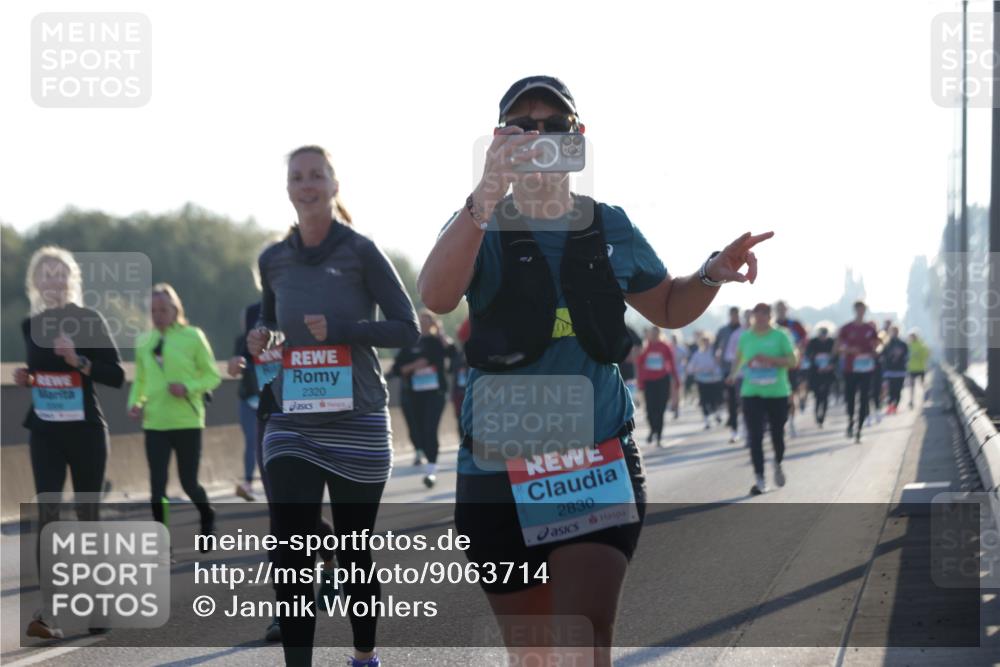 03.10.2025 - Köhlbrandbrückenlauf Jannik Wohlers http://msf.ph/oto/9063714 03.10.2025 09:24:22 Position 3 2320, 2830 meine-sportfotos.de