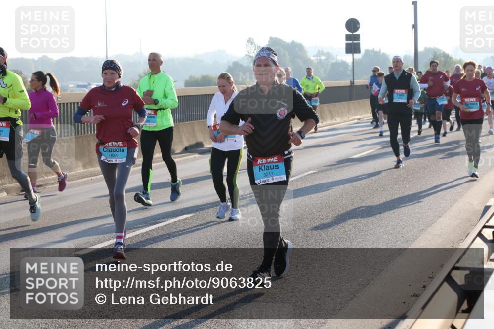 03.10.2025 - Köhlbrandbrückenlauf Lena Gebhardt http://msf.ph/oto/9063825 03.10.2025 09:21:06 Position 1 1633, 3017 meine-sportfotos.de