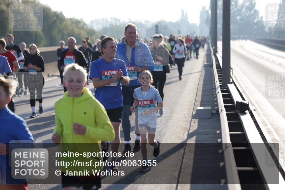 03.10.2025 - Köhlbrandbrückenlauf Jannik Wohlers http://msf.ph/oto/9063955 03.10.2025 09:24:42 Position 3 59 meine-sportfotos.de