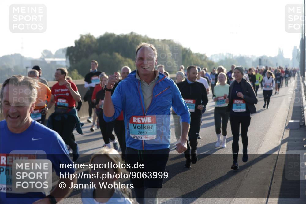 03.10.2025 - Köhlbrandbrückenlauf Jannik Wohlers http://msf.ph/oto/9063999 03.10.2025 09:24:45 Position 3 2862, 2659, 2298 meine-sportfotos.de