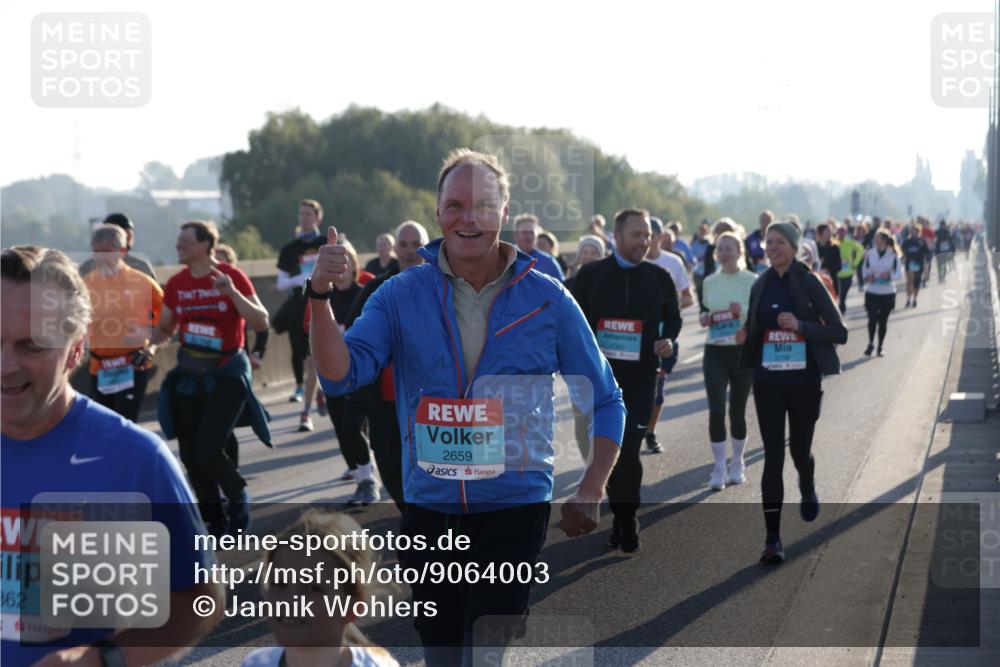 03.10.2025 - Köhlbrandbrückenlauf Jannik Wohlers http://msf.ph/oto/9064003 03.10.2025 09:24:45 Position 3 362, 2659 meine-sportfotos.de