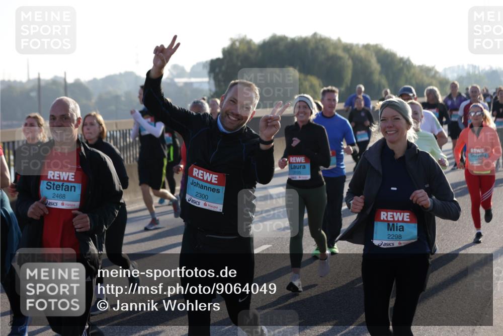 03.10.2025 - Köhlbrandbrückenlauf Jannik Wohlers http://msf.ph/oto/9064049 03.10.2025 09:24:47 Position 3 2468, 2300, 3105, 2298 meine-sportfotos.de