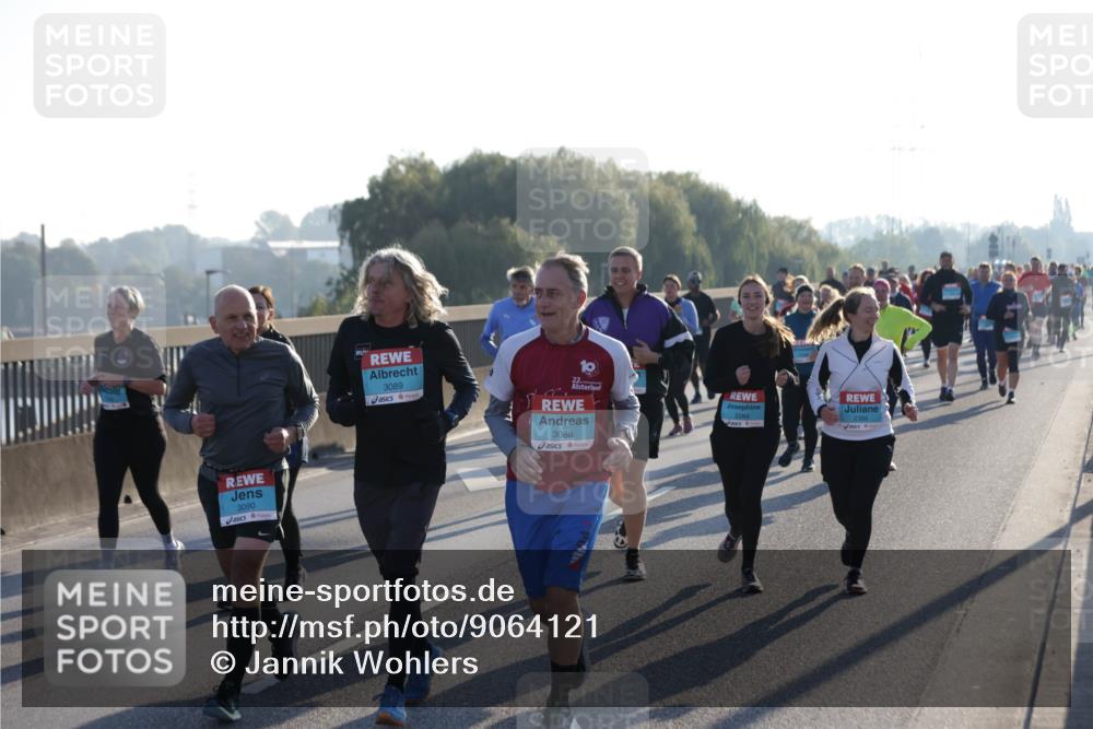 03.10.2025 - Köhlbrandbrückenlauf Jannik Wohlers http://msf.ph/oto/9064121 03.10.2025 09:24:51 Position 3 3090, 3089, 22, 3088, 2289, 2356 meine-sportfotos.de