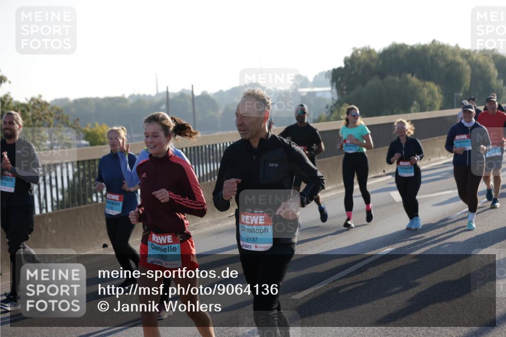 03.10.2025 - Köhlbrandbrückenlauf Jannik Wohlers http://msf.ph/oto/9064136 03.10.2025 09:24:57 Position 3 27, 2779, 1252, 2137 meine-sportfotos.de
