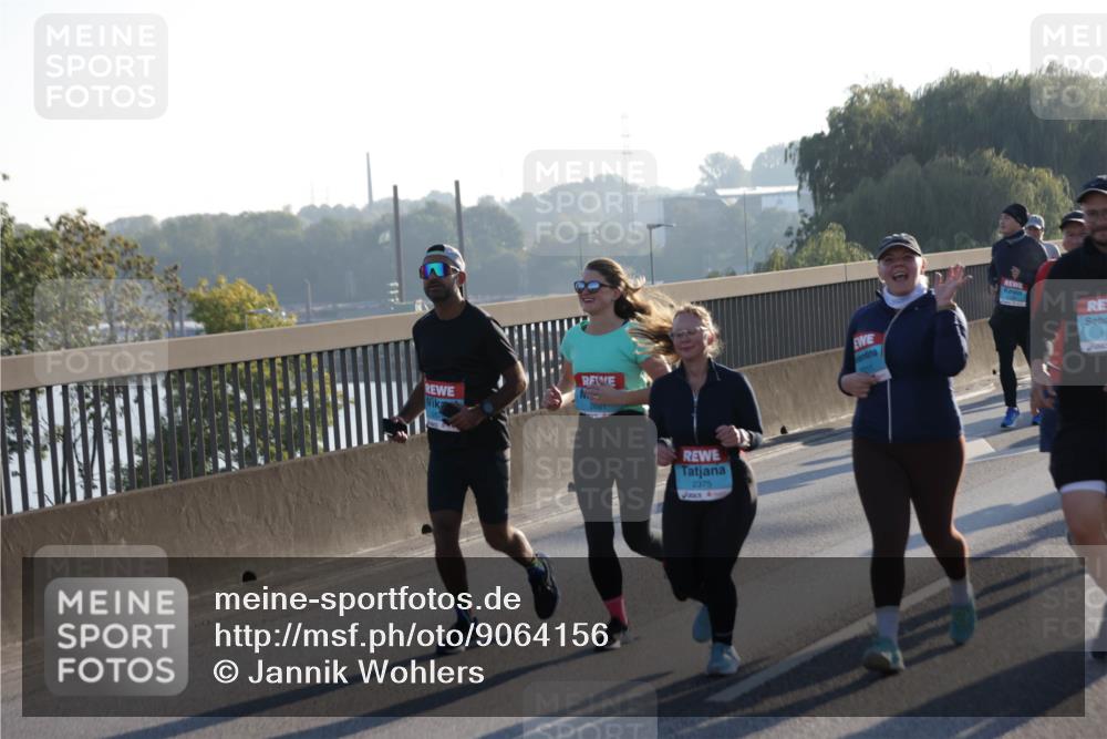 03.10.2025 - Köhlbrandbrückenlauf Jannik Wohlers http://msf.ph/oto/9064156 03.10.2025 09:24:59 Position 3 2375 meine-sportfotos.de