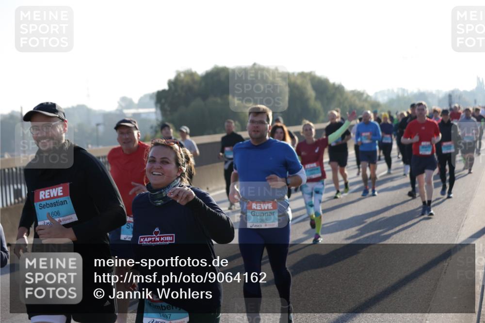03.10.2025 - Köhlbrandbrückenlauf Jannik Wohlers http://msf.ph/oto/9064162 03.10.2025 09:25:01 Position 3 606, 2366, 1497 meine-sportfotos.de