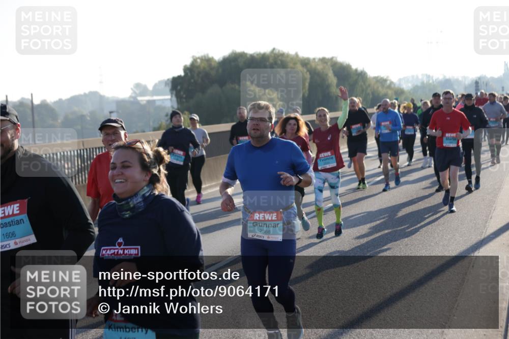 03.10.2025 - Köhlbrandbrückenlauf Jannik Wohlers http://msf.ph/oto/9064171 03.10.2025 09:25:01 Position 3 1606, 2366 meine-sportfotos.de