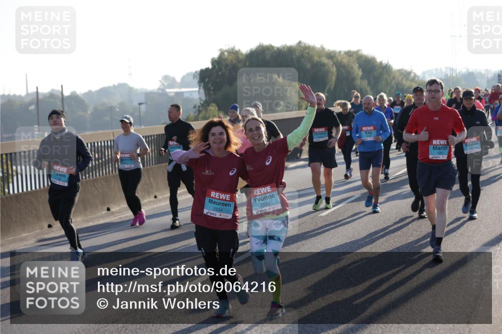 03.10.2025 - Köhlbrandbrückenlauf Jannik Wohlers http://msf.ph/oto/9064216 03.10.2025 09:25:03 Position 3 2133, 2554, 2533, 1961 meine-sportfotos.de