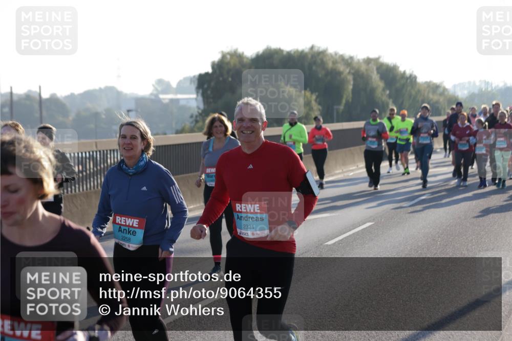 03.10.2025 - Köhlbrandbrückenlauf Jannik Wohlers http://msf.ph/oto/9064355 03.10.2025 09:25:14 Position 3 2258, 2321 meine-sportfotos.de