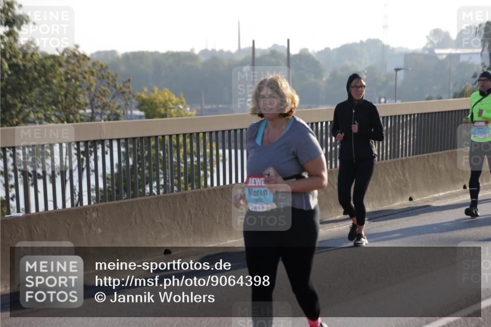 03.10.2025 - Köhlbrandbrückenlauf Jannik Wohlers http://msf.ph/oto/9064398 03.10.2025 09:25:17 Position 3 3892 meine-sportfotos.de