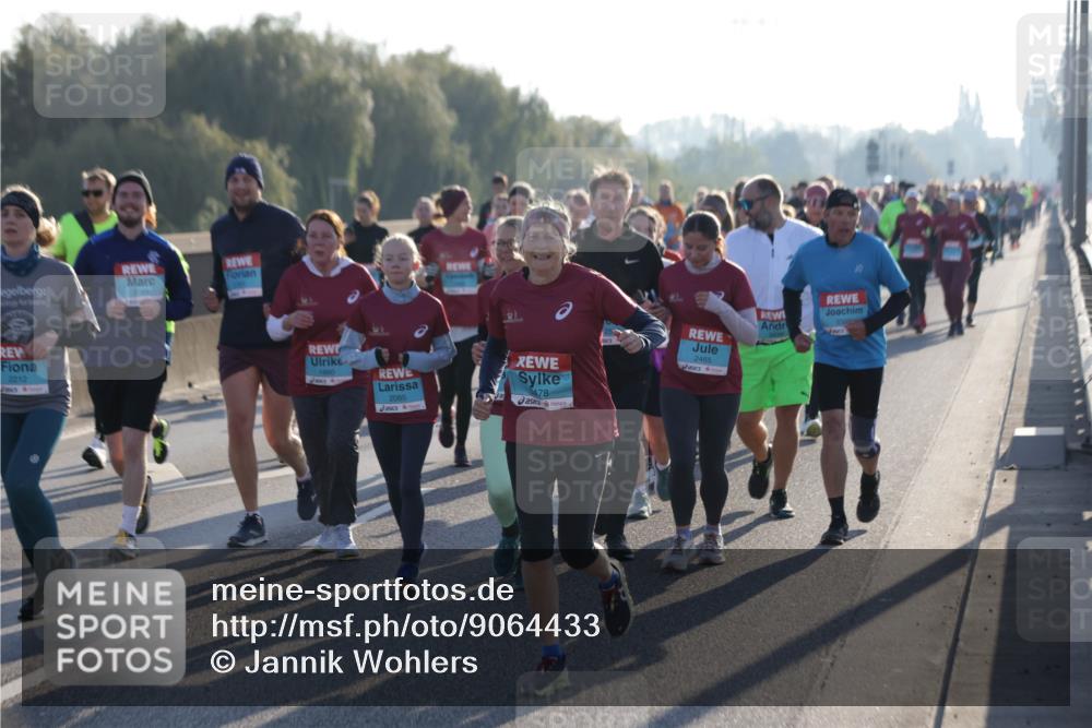 03.10.2025 - Köhlbrandbrückenlauf Jannik Wohlers http://msf.ph/oto/9064433 03.10.2025 09:25:20 Position 3 2212, 2085, 478, 2465 meine-sportfotos.de