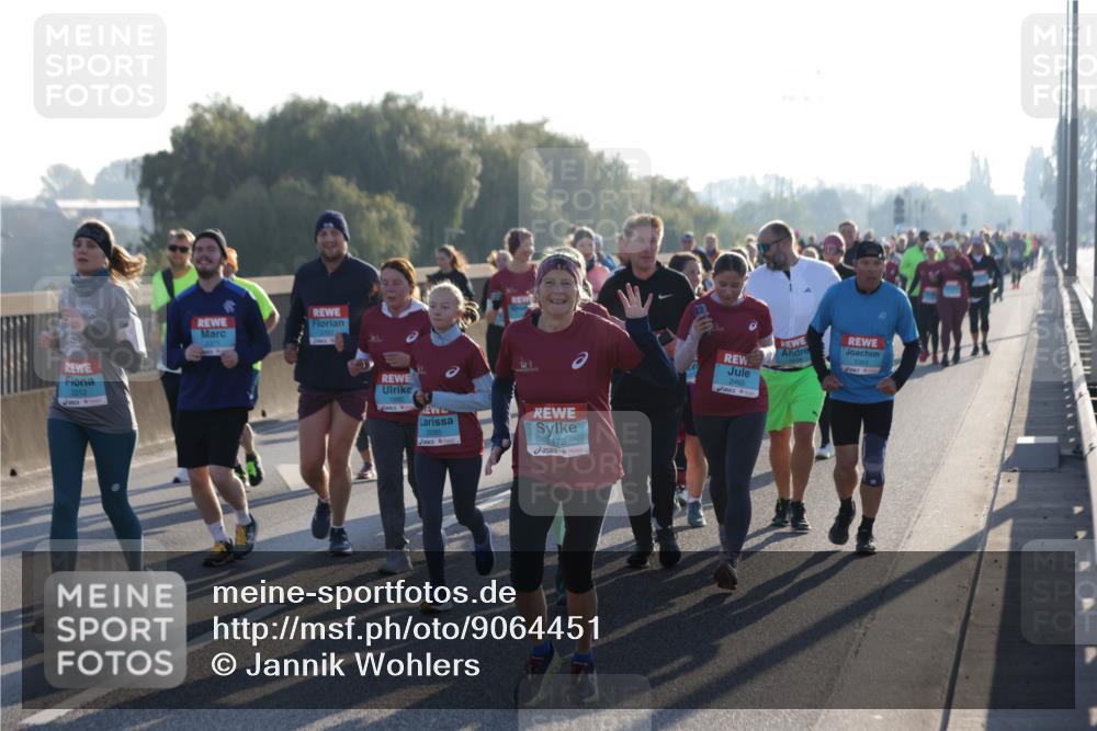 03.10.2025 - Köhlbrandbrückenlauf Jannik Wohlers http://msf.ph/oto/9064451 03.10.2025 09:25:20 Position 3 2212, 2351, 1880, 2085, 3478, 2465 meine-sportfotos.de
